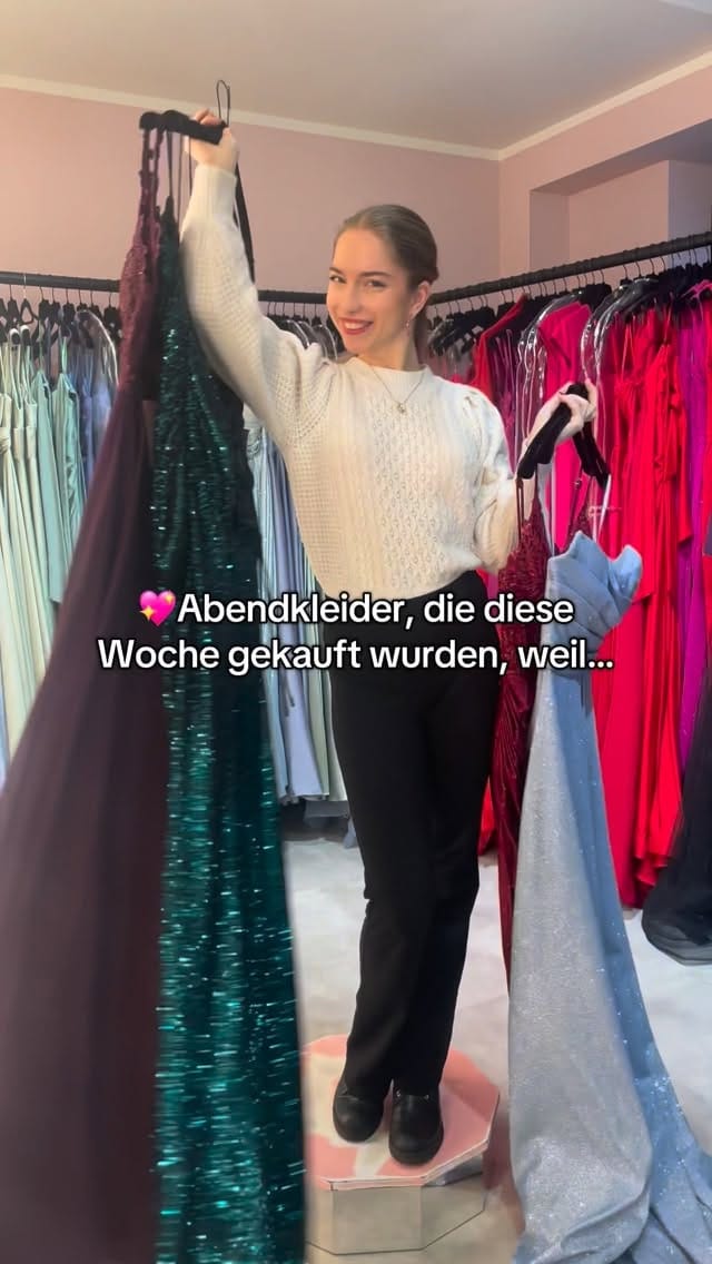 Post 7 by Bonnie Blush on Instagram (video)