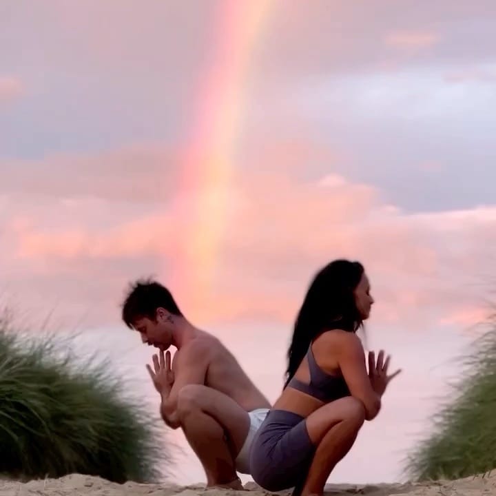 Post 9 by Radha Beauty on Instagram (video)