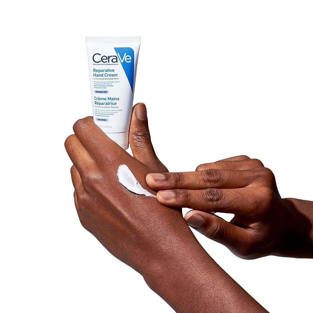 Post 4 by CeraVe Benelux on Instagram (image)
