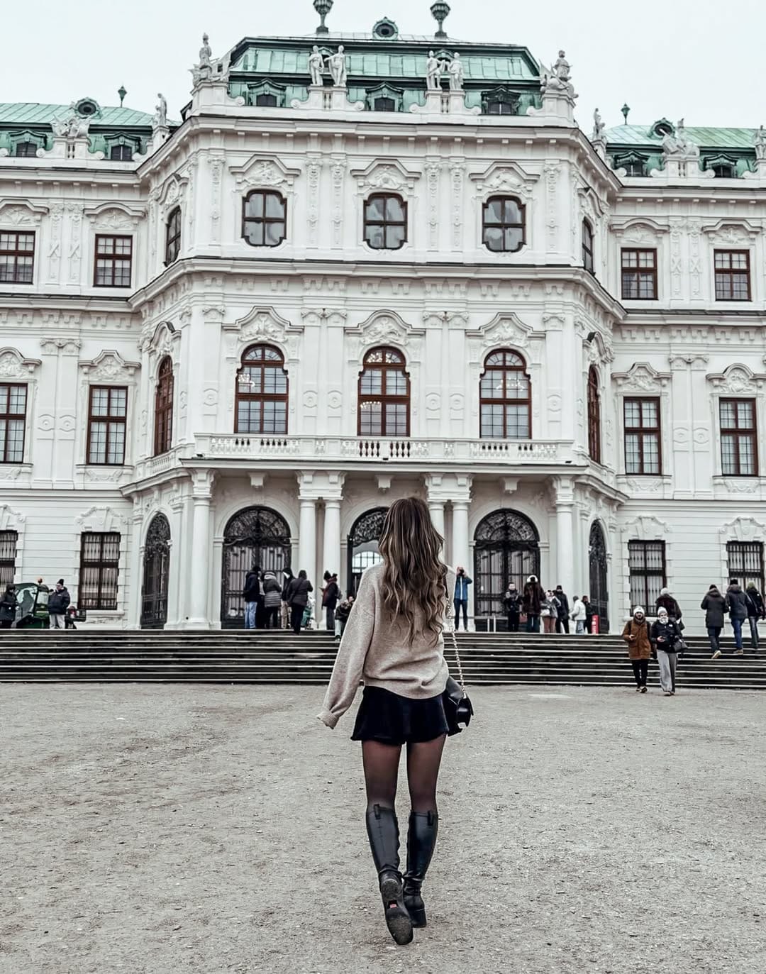Post 7 by Stefanie on Instagram (image)