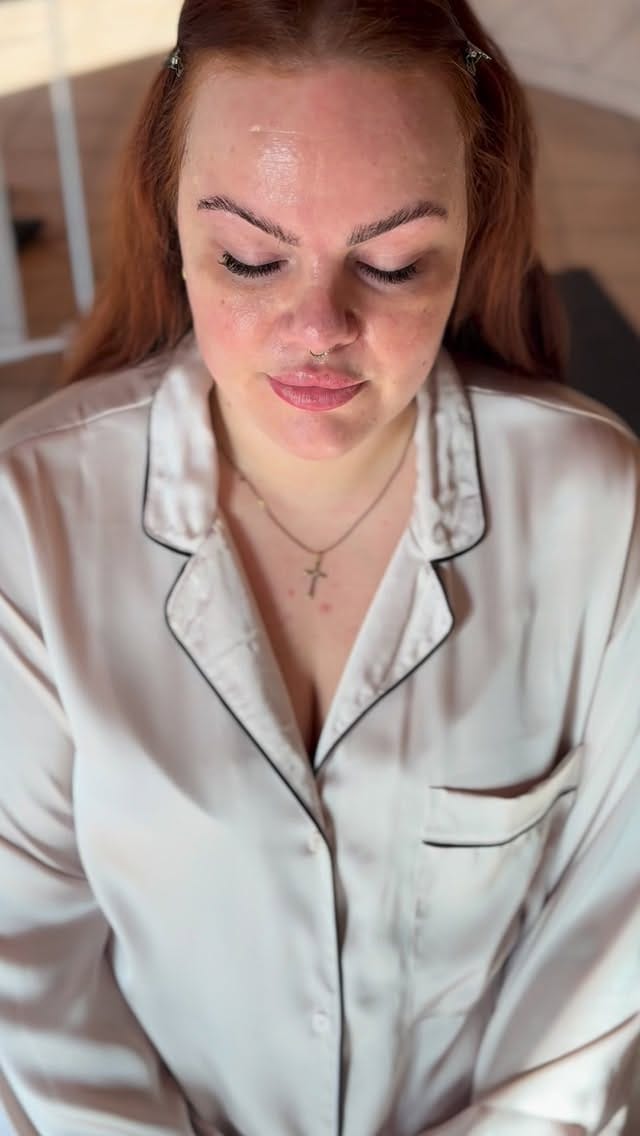 Post 2 by Make up by Lisa Ferah on Instagram (video)