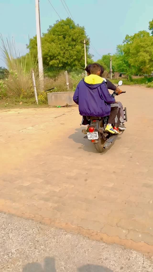 Post 4 by Anmol meena on Instagram (video)