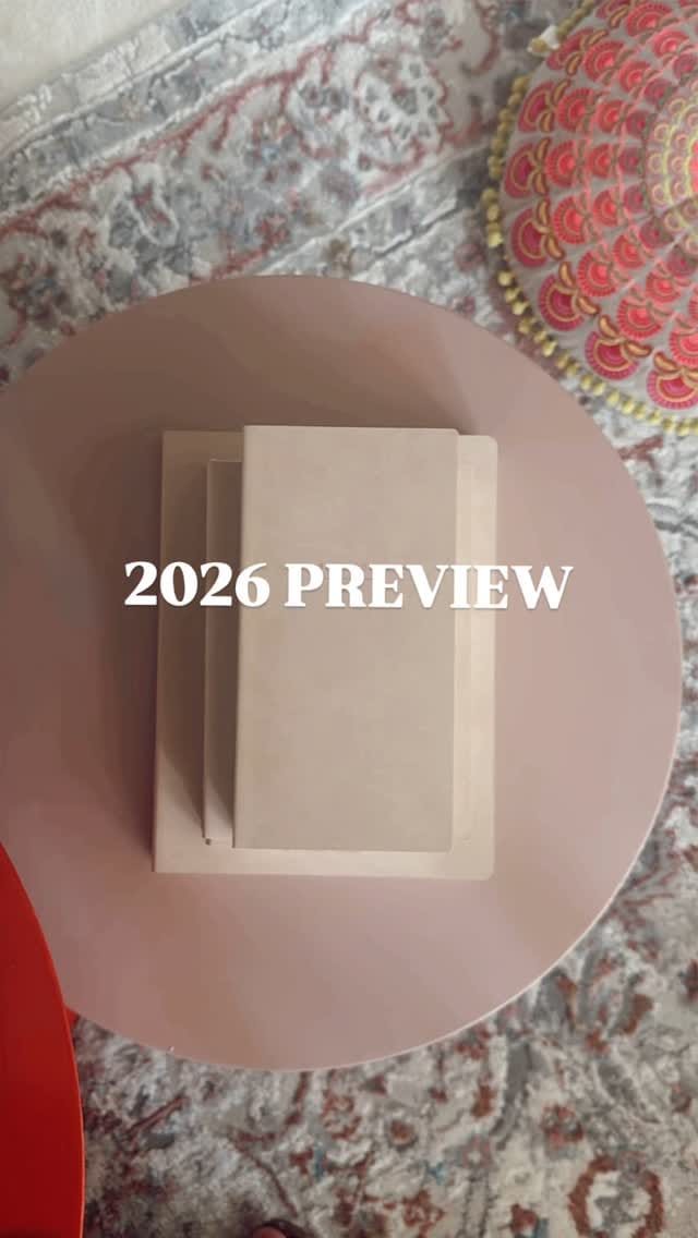 Post 9 by Tess I PAPERTESS DESIGNS on Instagram (video)