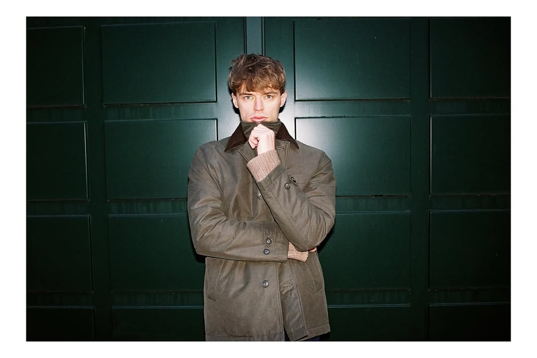 Post 9 by Luca Vige on Instagram (carousel)