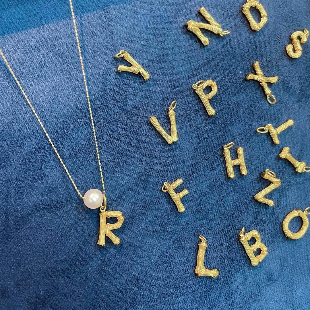 Post 7 by MQJO 𝙁𝙞𝙣𝙚 𝙅𝙚𝙬𝙚𝙡𝙡𝙚𝙧𝙮💍 on Instagram (image)
