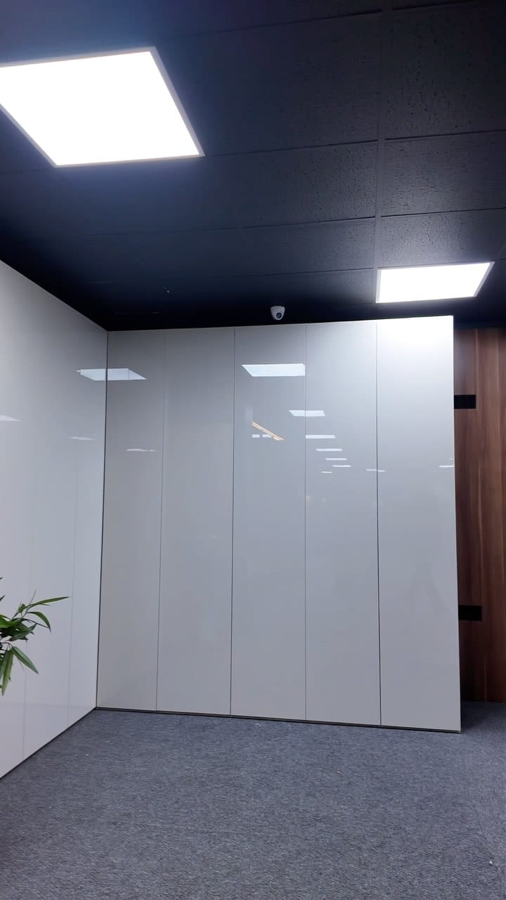 Post 7 by Möbeltown on Instagram (video)