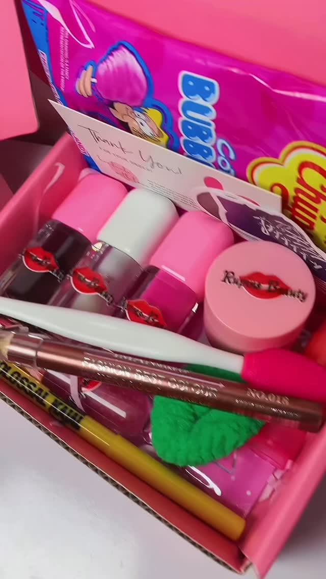 Post 7 by LIP CARE | SELF CARE | GIRLY ESSENTIALS✨🦋💞 on Instagram (video)