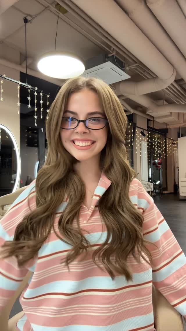 Post 7 by Friseursalon / Hairsalon CLESTEEGE on Instagram (video)