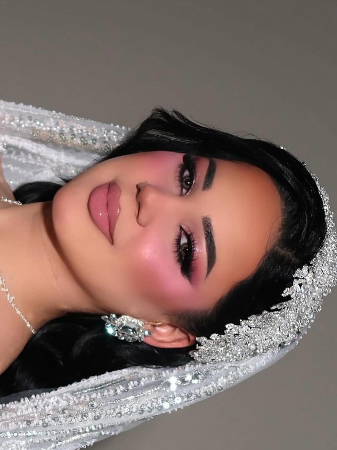 Post 4 by Mabellabeauté Make-Up Artist in Hamburg🇩🇪 on Instagram (carousel)