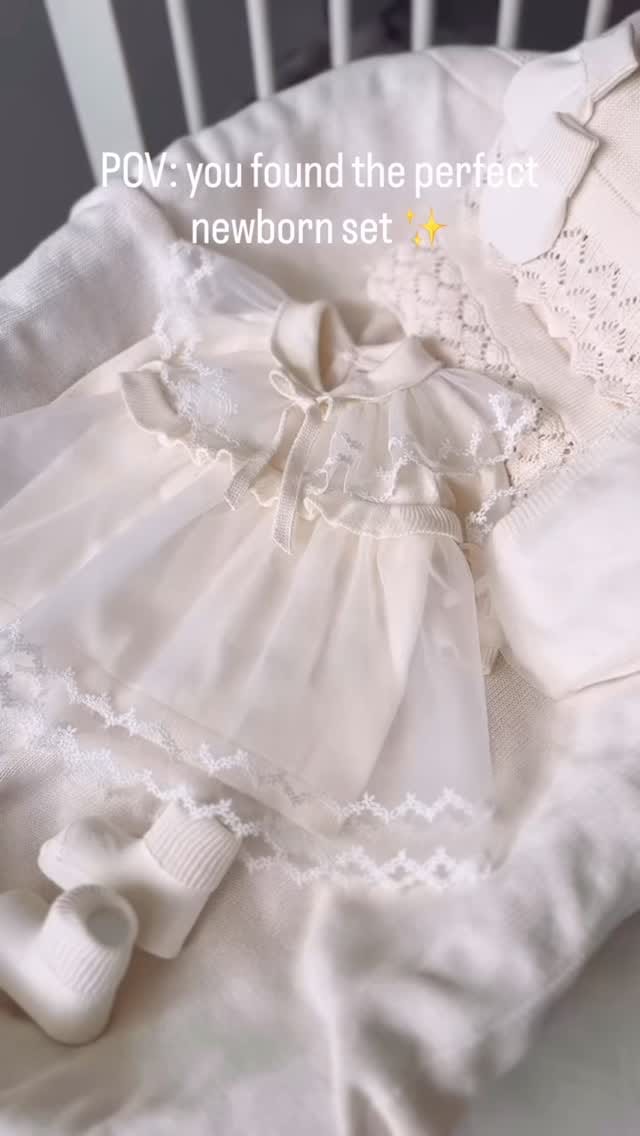 Post 8 by Lulu on Instagram (video)