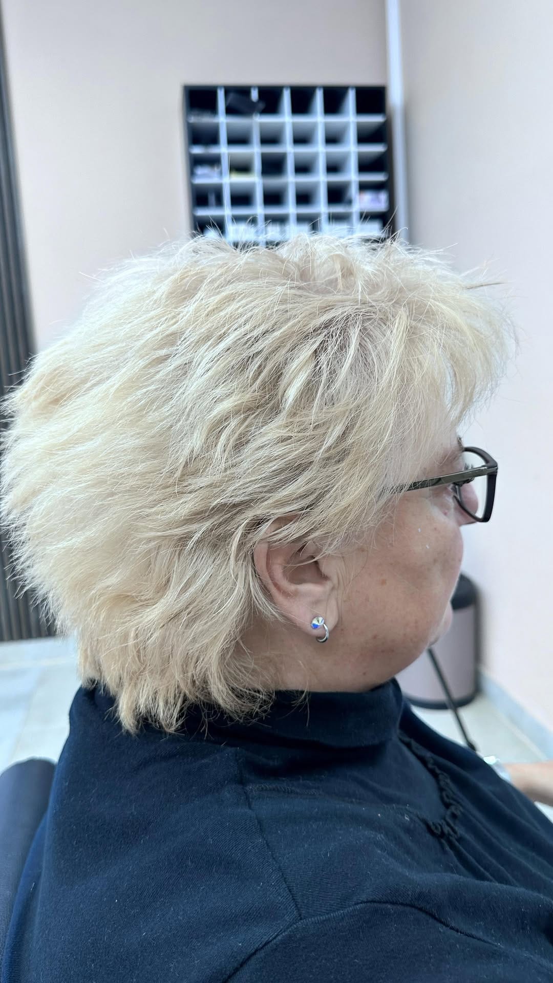 Post 9 by Hair colour / Hair Therapie on Instagram (video)