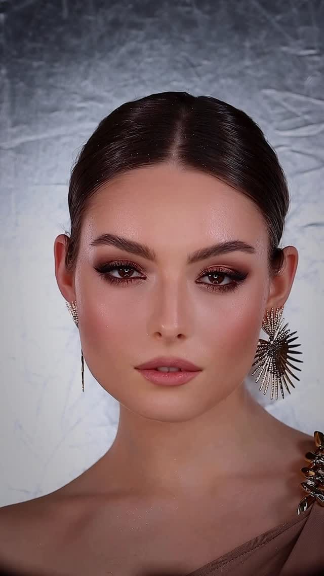 Post 6 by Sina | Model | UGC on Instagram (video)