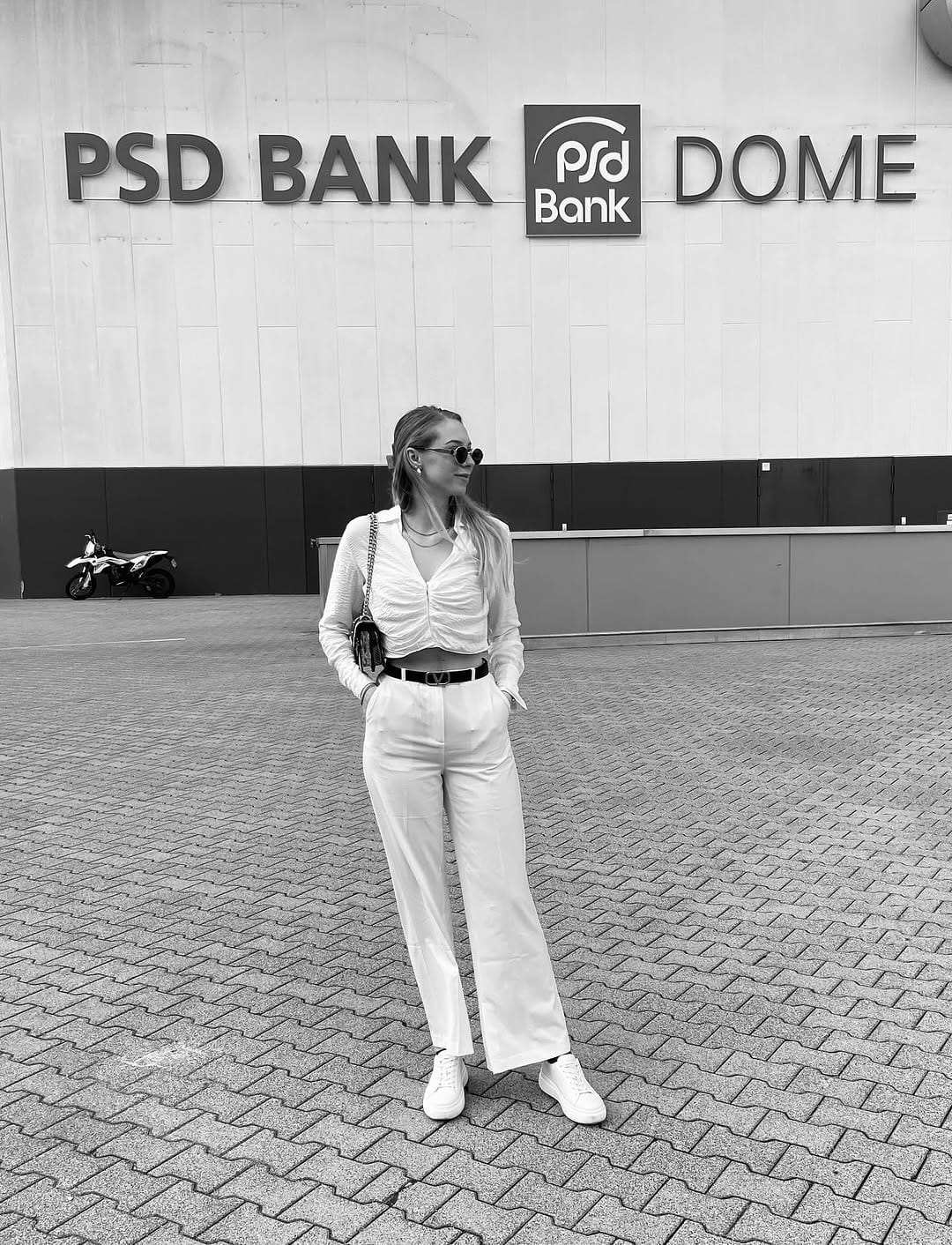 Post 3 by @sabrinaxwlsh on Instagram (image)