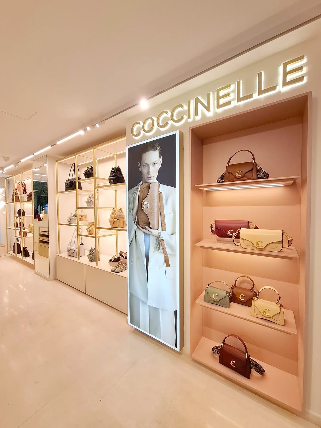 Post 5 by LNKM Store on Instagram (image)