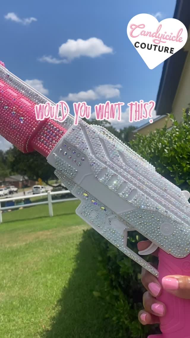 Post 3 by Candy Icicle Couture | Vegan & Cruelty Free Products on Instagram (video)