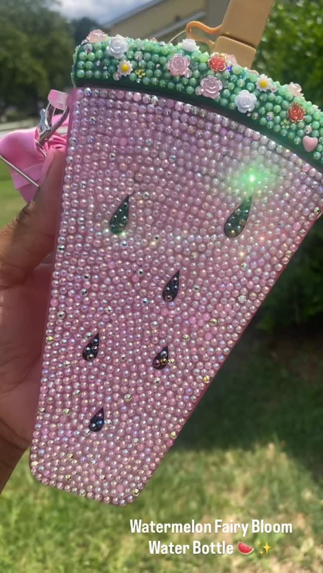Post 6 by Candy Icicle Couture | Vegan & Cruelty Free Products on Instagram (video)