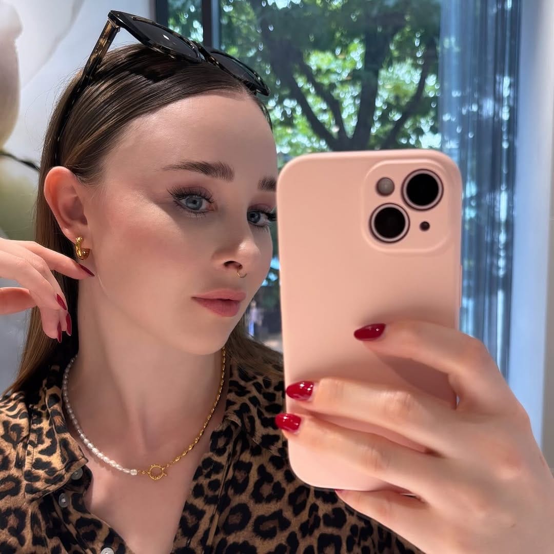 Post 7 by 𝓝𝓮𝓵𝓵𝓲𝓼𝓬𝓱𝓴𝓪 🌹 on Instagram (carousel)