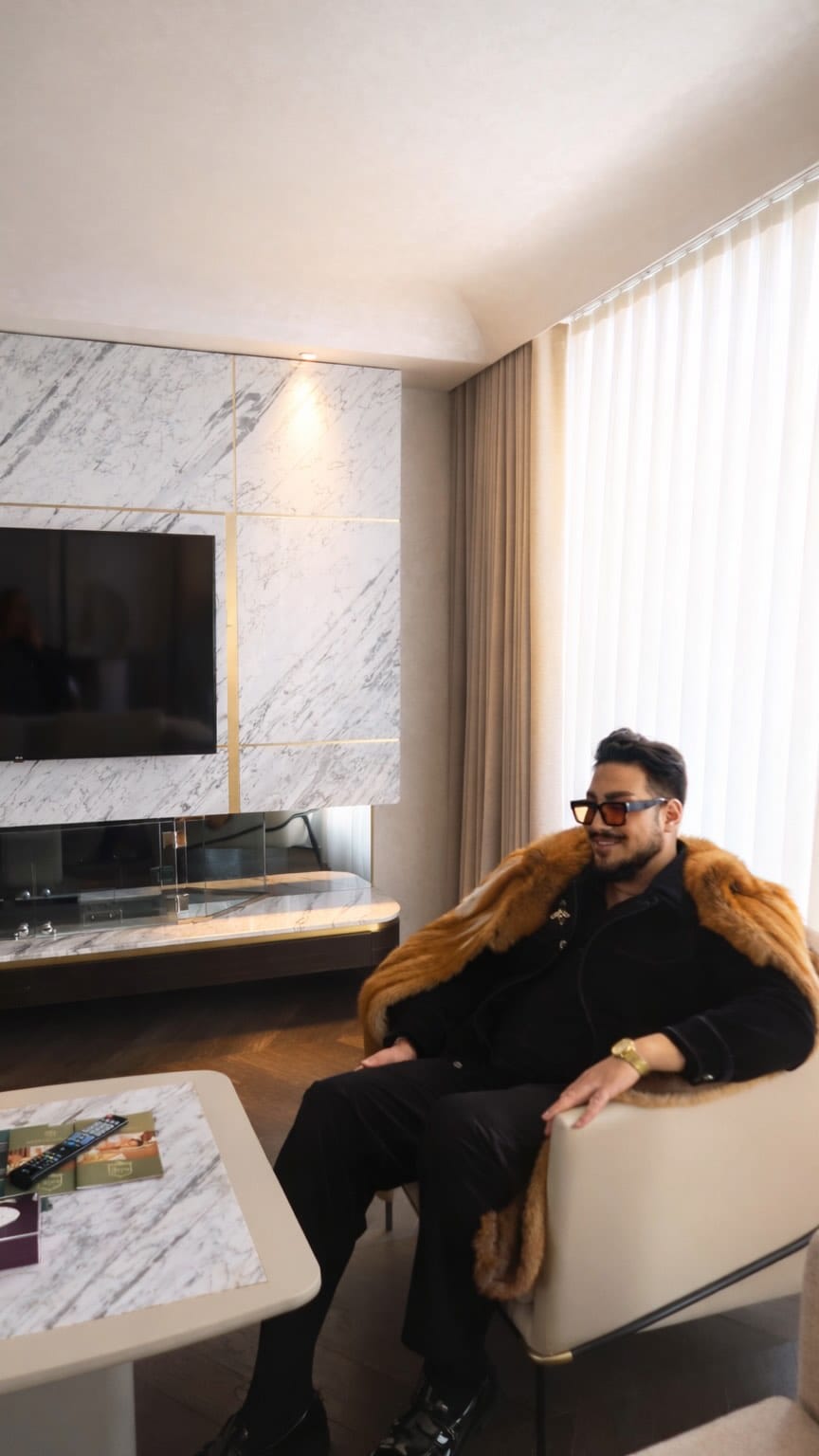 Post 2 by Burak Medine on Instagram (video)