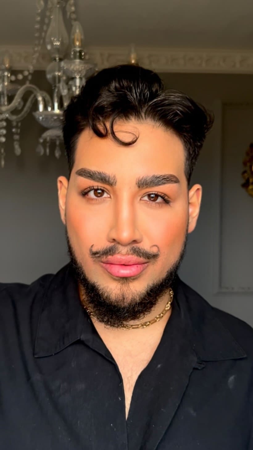 Post 8 by Burak Medine on Instagram (video)