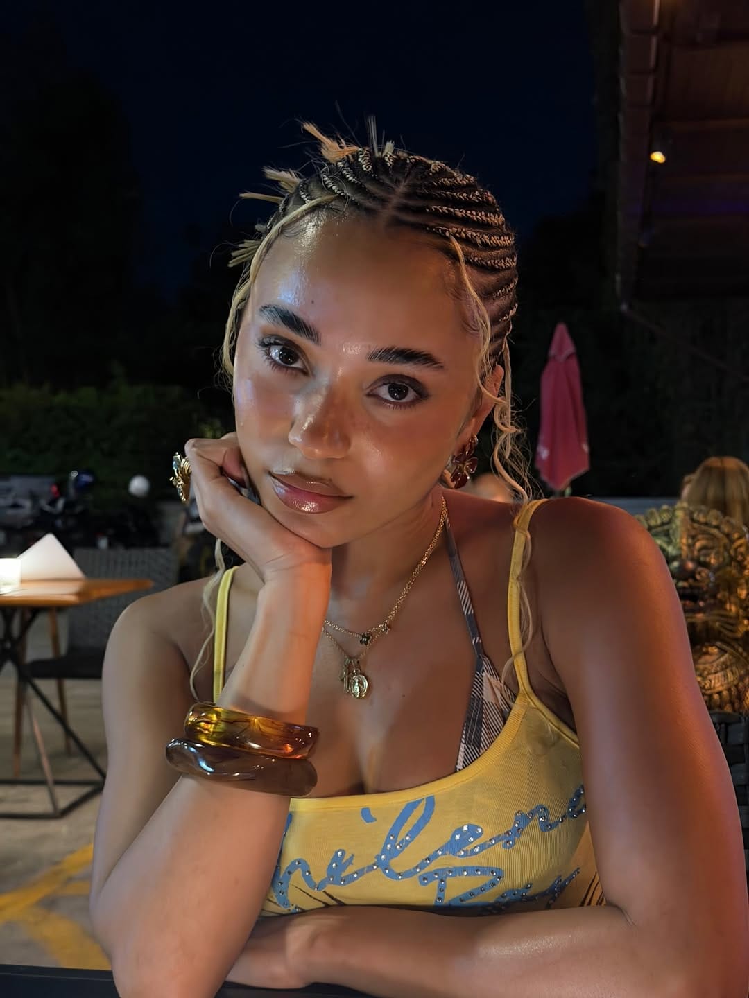 Post 7 by PARIS🍒🌻🌙 🏝️ on Instagram (carousel)