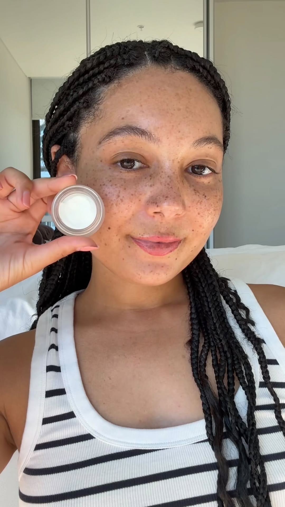 Post 7 by Ere Perez Natural Beauty on Instagram (video)