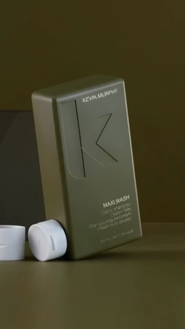Post 4 by KEVIN.MURPHY Germany on Instagram (video)