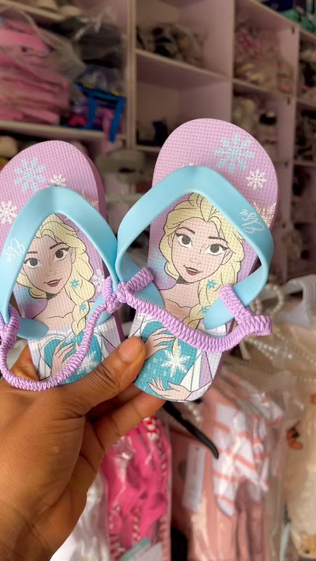 Post 5 by Mandy_treasures kids footwears and essentials in lagos on Instagram (video)