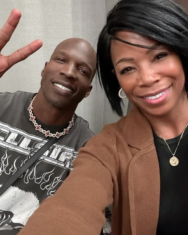 Post 6 by New York Hair & Makeup Artist on Instagram (video)