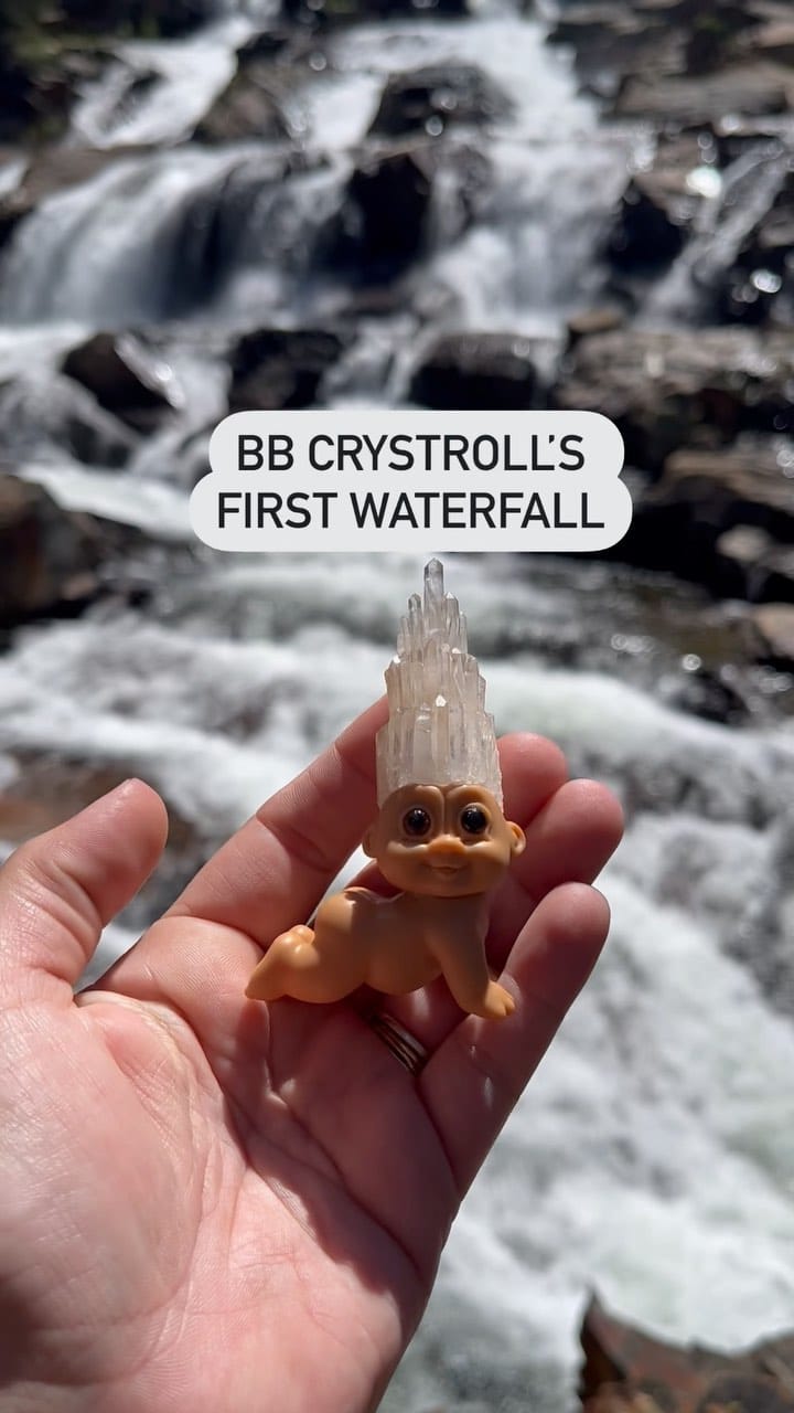 Post 4 by CRYSTROLL🌙✨ on Instagram (video)