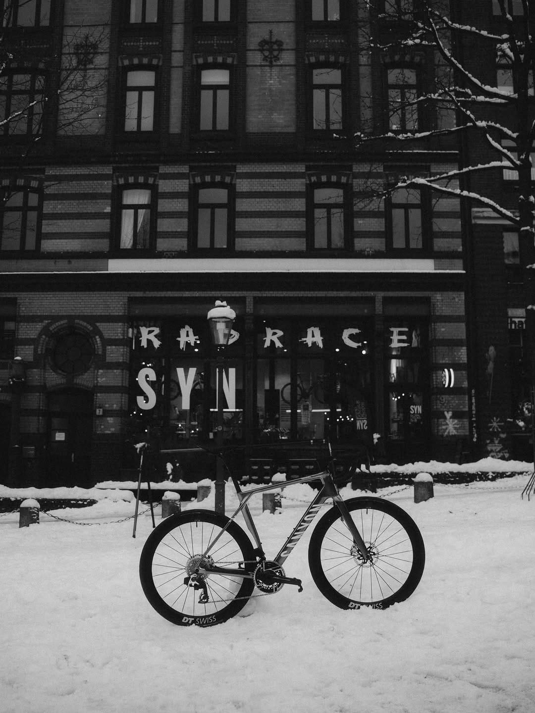 Post 7 by RAD RACE SHOP HAMBURG on Instagram (carousel)