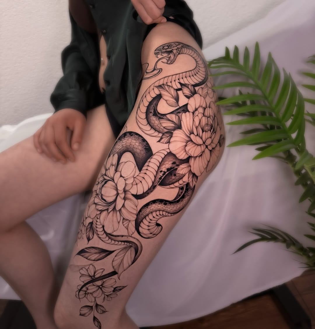 Post 9 by Tattoo Fine line Ira🌸 on Instagram (image)
