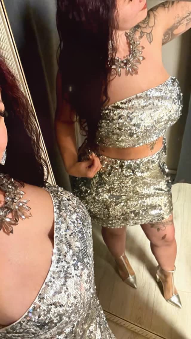 Post 3 by Liliana on Instagram (video)