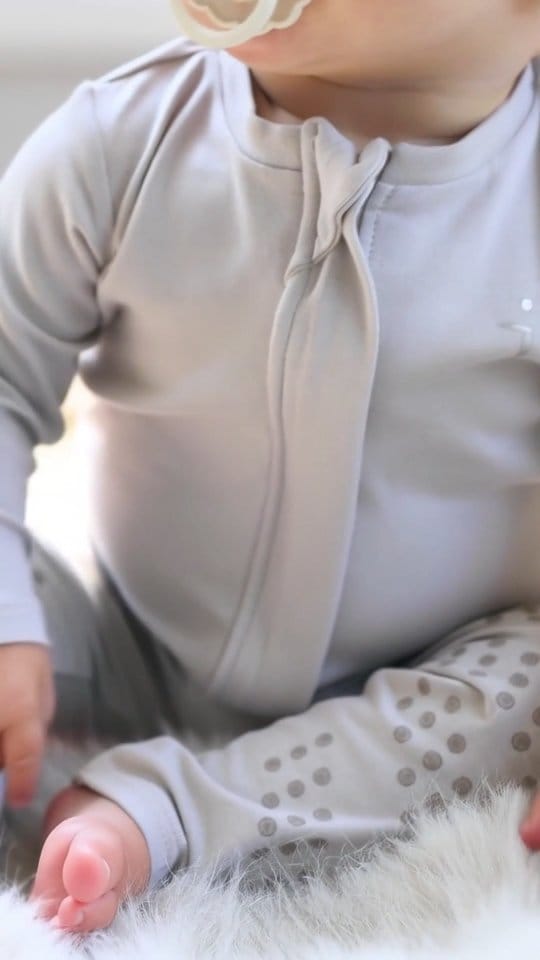 Post 4 by Grip Baby on Instagram (video)