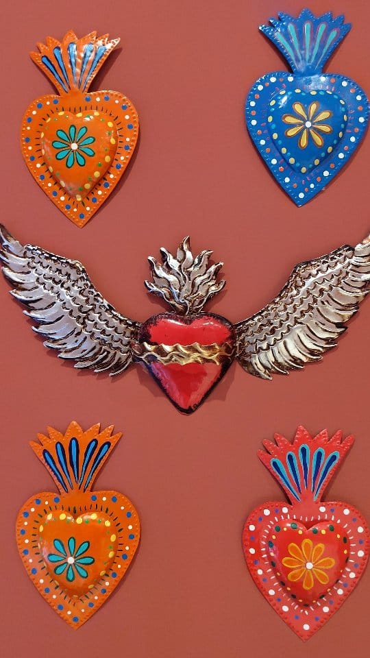 Post 2 by Ponle Corazón Shop on Instagram (video)