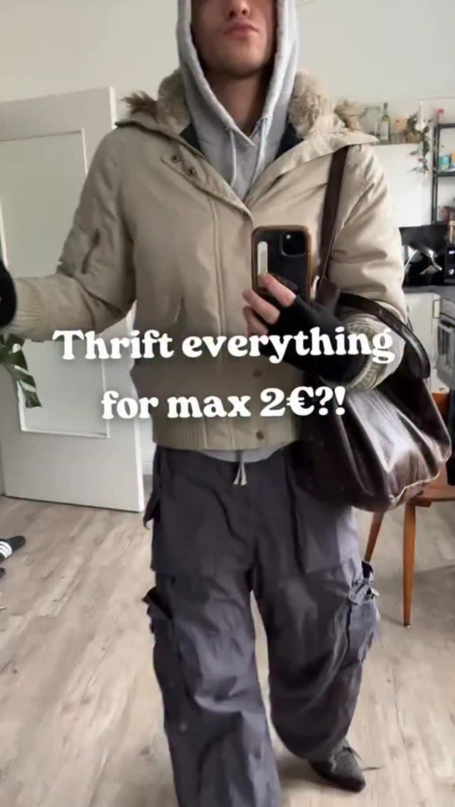 Post 7 by HUMANA Secondhand & Vintage on Instagram (video)