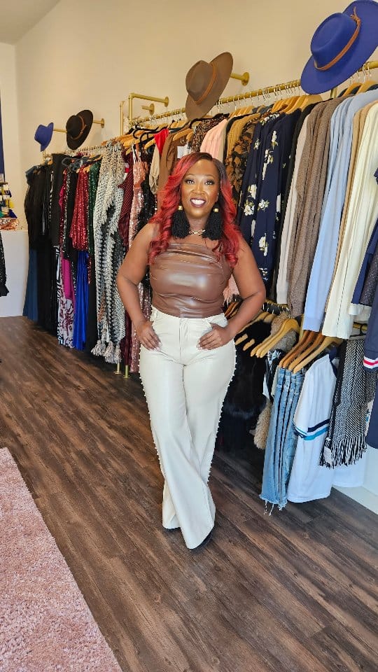 Post 6 by Dallas PRO MUA | AFN COSMETICS on Instagram (video)
