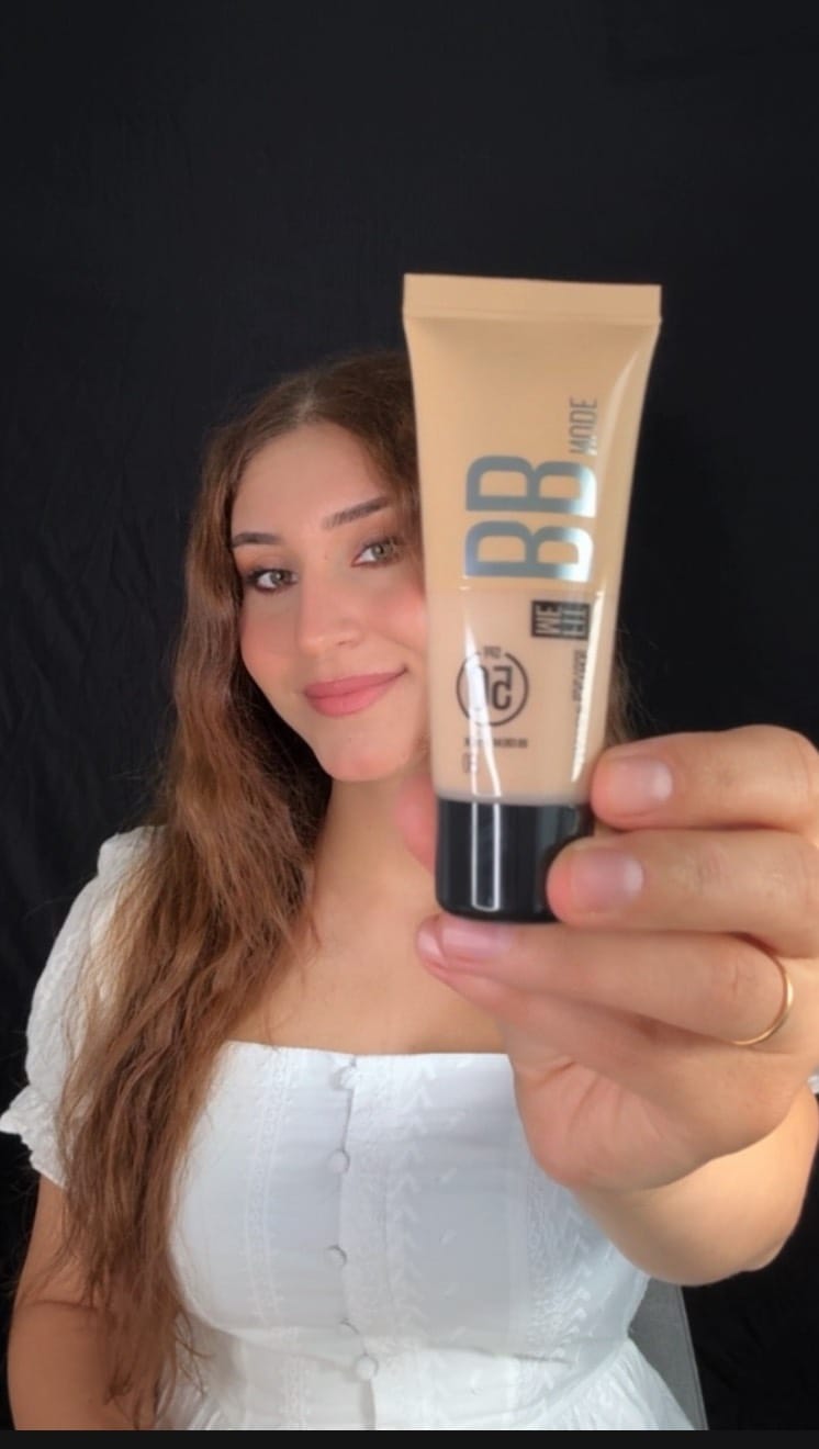 Post 8 by Make up&Hairstyle on Instagram (video)