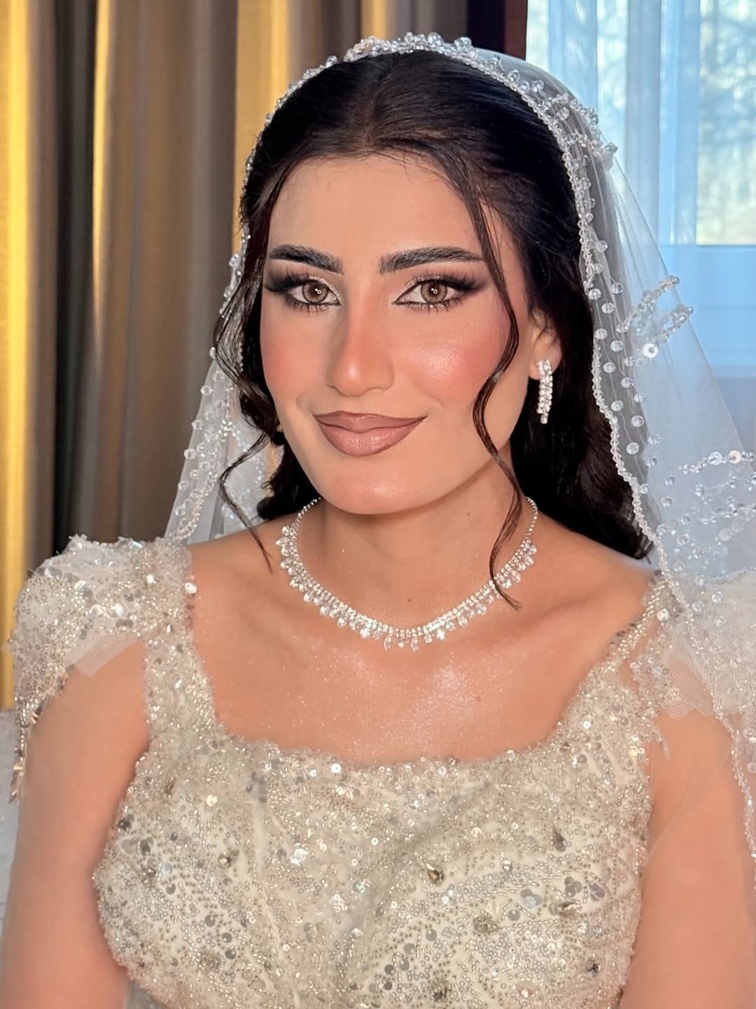 Post 4 by Make up&Hairstyle on Instagram (carousel)