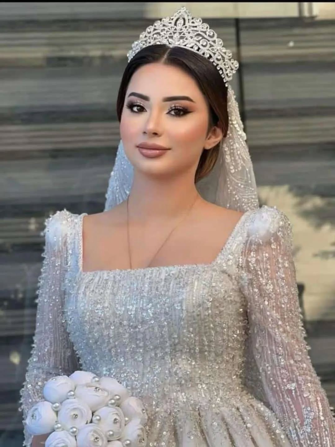 Post 6 by Hair and Makeup by Dilan on Instagram (image)