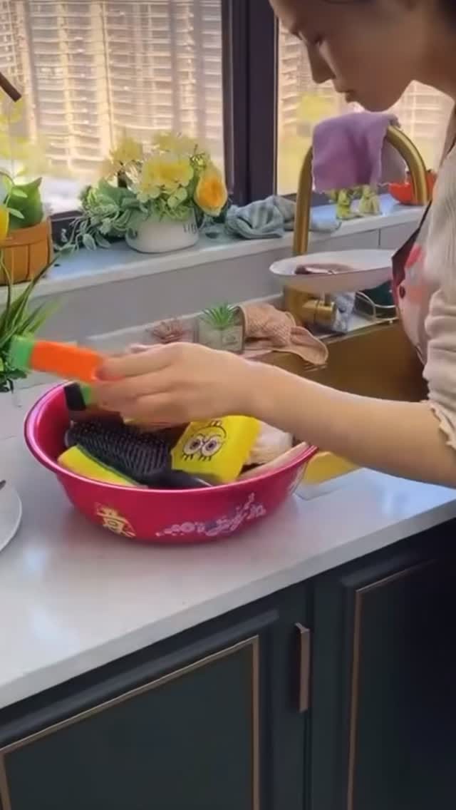 Post 7 by Household,Kitchen Utensils &  Souvenirs Lagos. on Instagram (video)