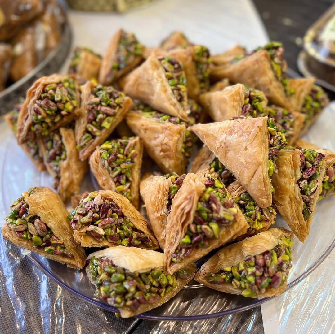 Post 6 by حلويات الدمشقي - Al-Dimashqi sweets on Instagram (carousel)