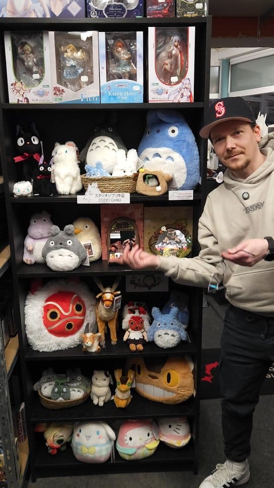 Post 1 by Comic Cave on Instagram (video)