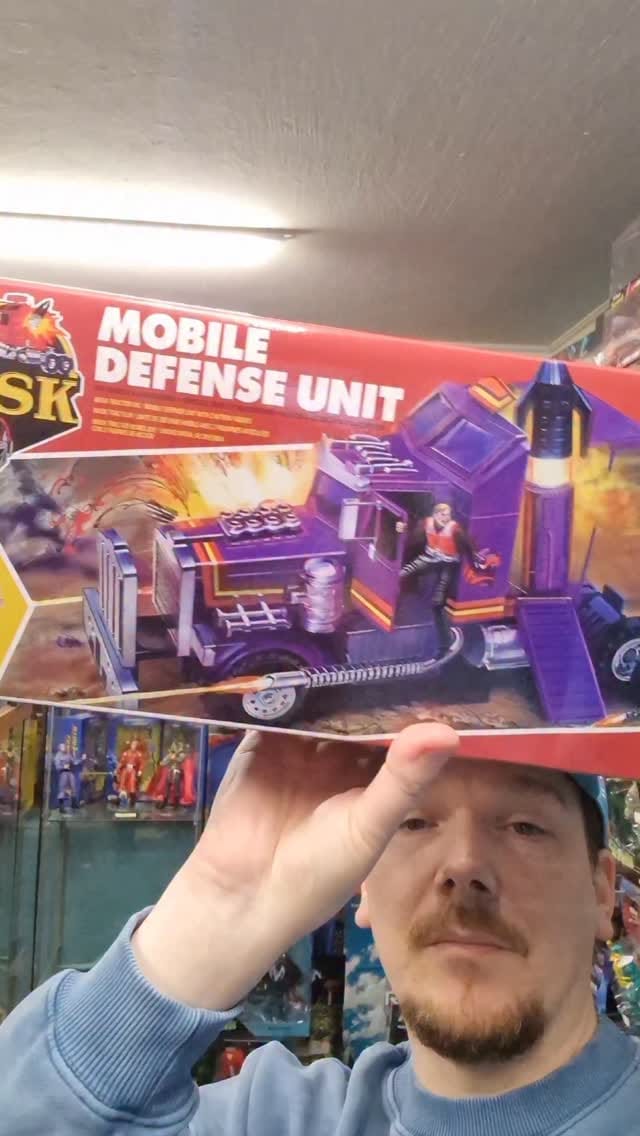 Post 4 by Comic Cave on Instagram (video)