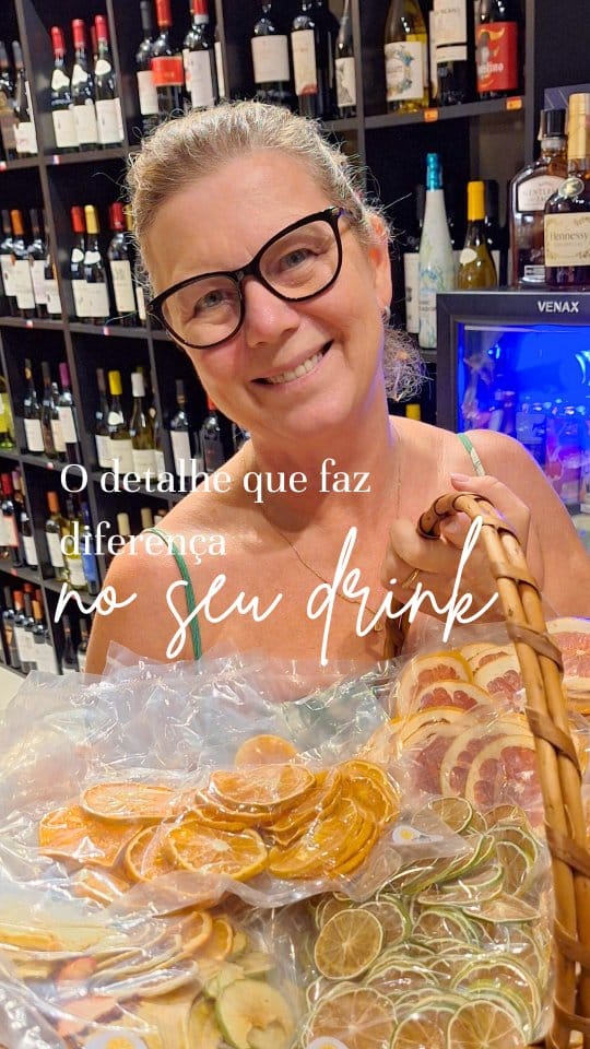 Post 7 by Delicatessen 🥂 | Vinhos 🍷| Bombinhas _ SC on Instagram (video)