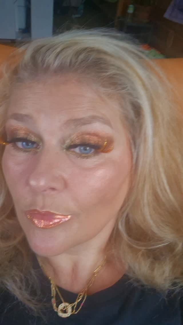 Post 3 by Anke on Instagram (video)