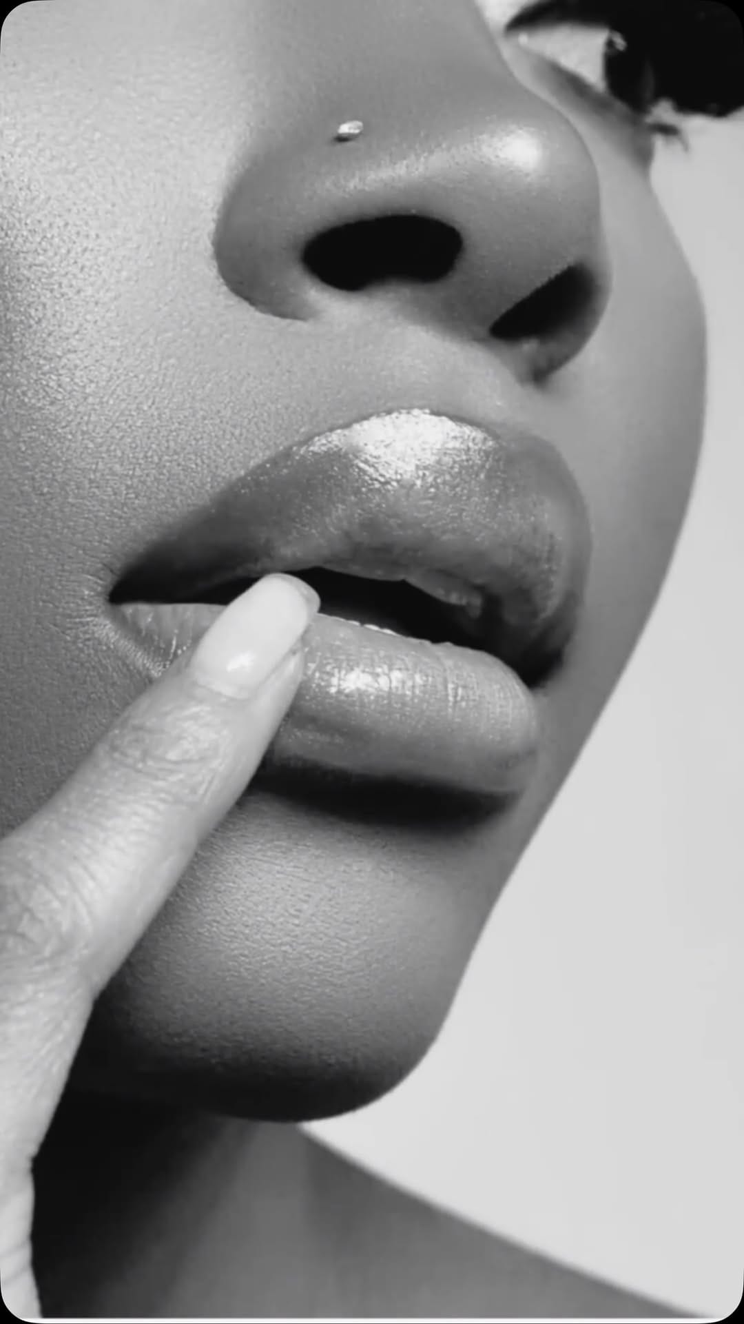 Post 9 by RD BEAUTY ® on Instagram (video)