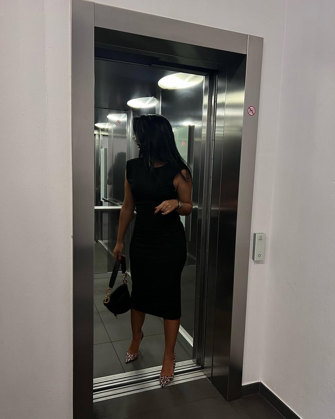 Post 2 by 𝐆ü𝐥 𝐂𝐚𝐥𝐢𝐬𝐤𝐚𝐧 on Instagram (image)