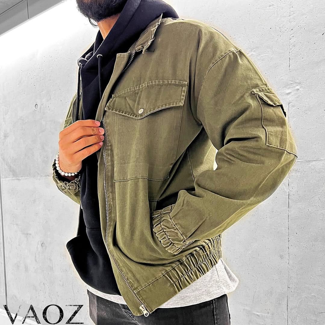 Post 10 by VAOZ on Instagram (image)