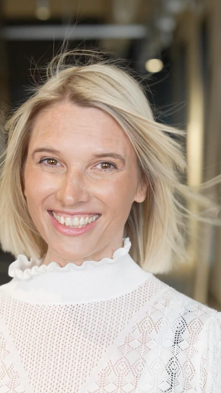 Post 8 by HaarWerk Berlin Friseur Blonde by Cenk Auth on Instagram (video)