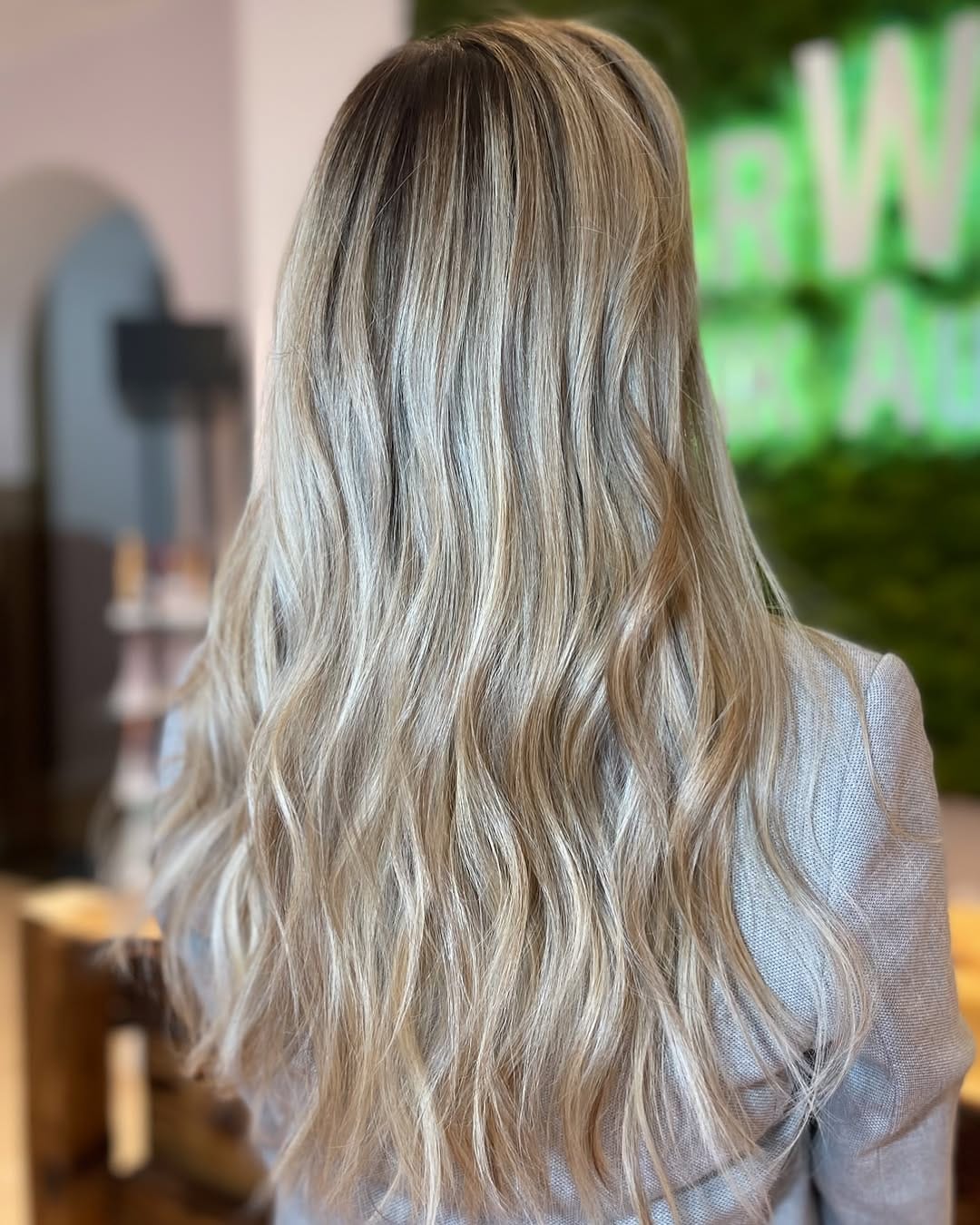 Post 2 by HaarWerk Berlin Friseur Blonde by Cenk Auth on Instagram (carousel)